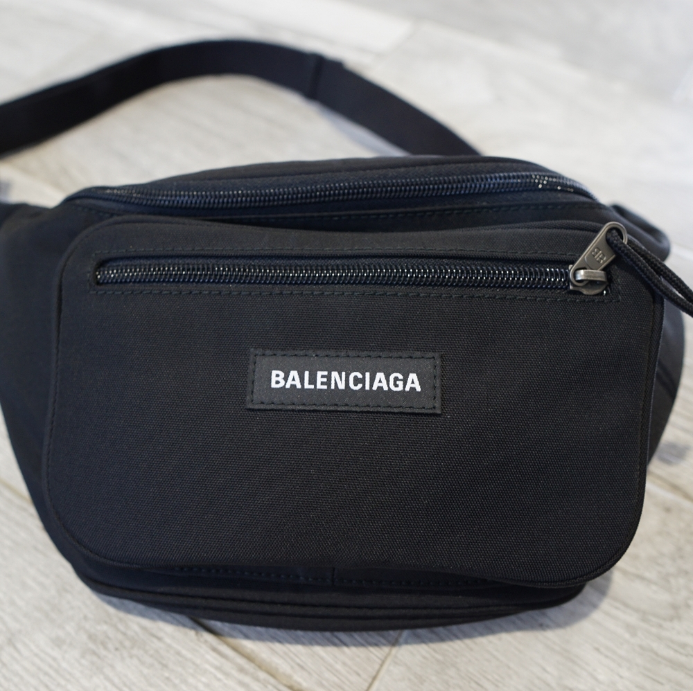 Balenciaga Logo Explorer Belt Bag